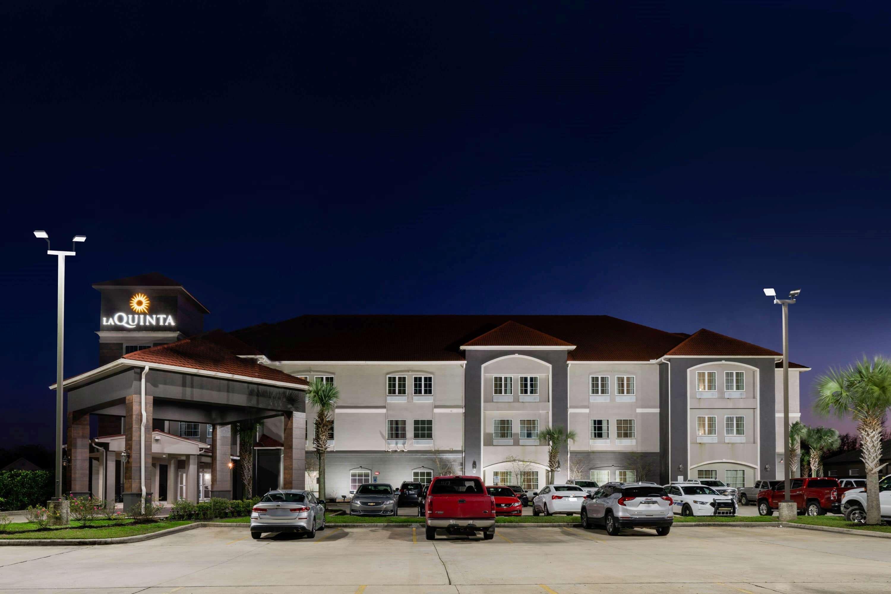 La Quinta By Wyndham Boutte Hotel Exterior photo