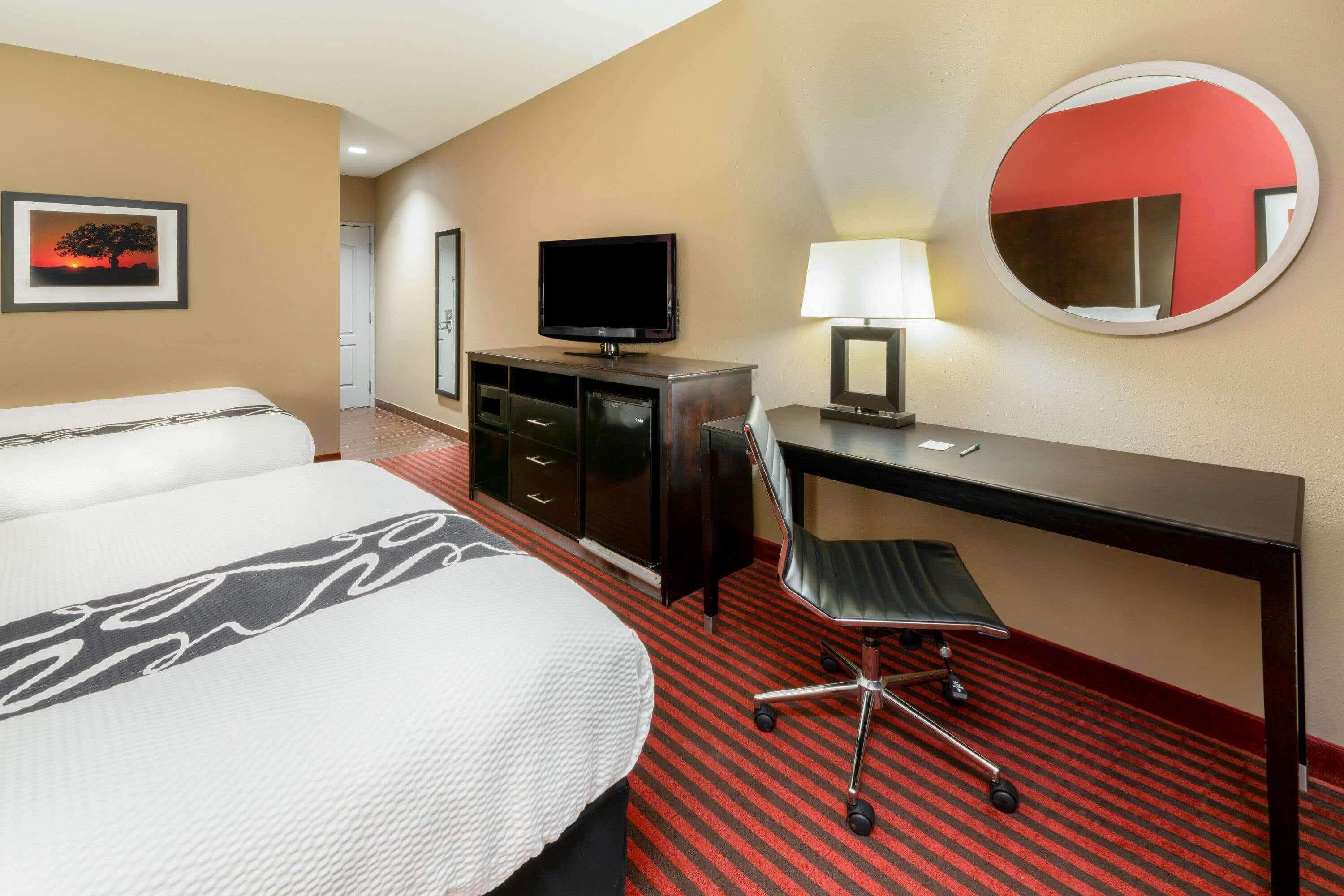 La Quinta By Wyndham Boutte Hotel Exterior photo